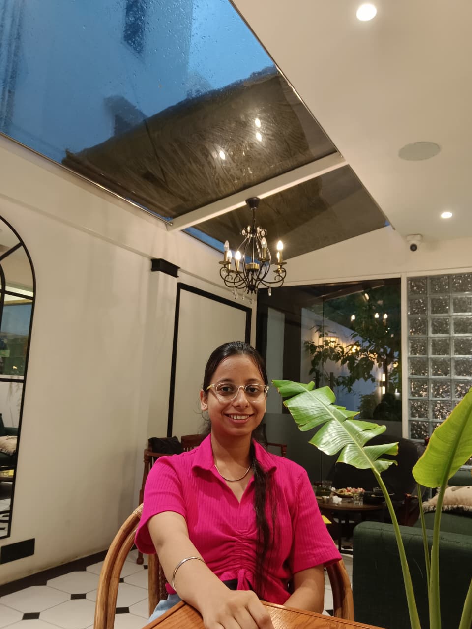 Student review for graphic design course at Kshitij Vivan Institute Ahmedabad